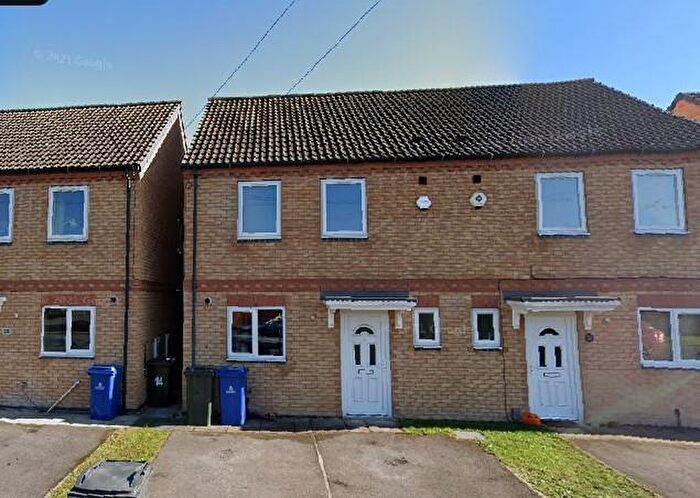 3 Bedroom Semi-Detached House For Sale In Rossington Street, Denaby Main, Doncaster, DN12