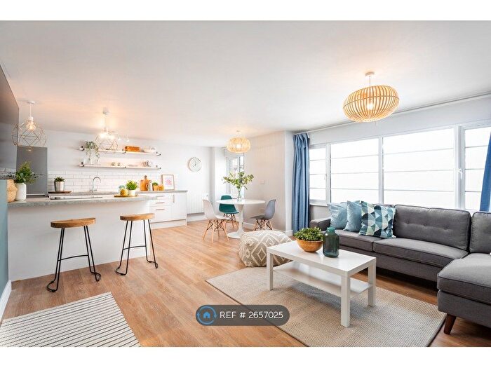 2 Bedroom Flat To Rent In Cowley Bridge Road, Exeter, EX4