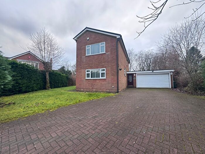 3 Bedroom Detached House To Rent In Martinsclough, Bolton, BL6