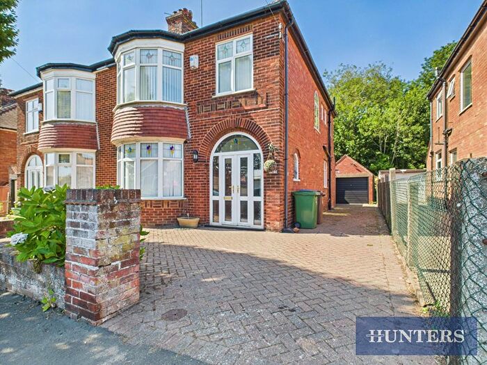 3 Bedroom Property To Rent In Eighth Avenue, Bridlington, YO15