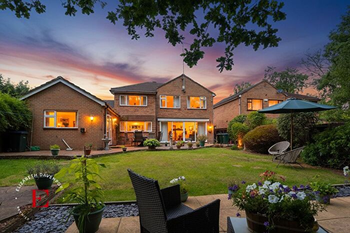 4 Bedroom Detached House For Sale In Aberdeen Close, Mount Nod, CV5