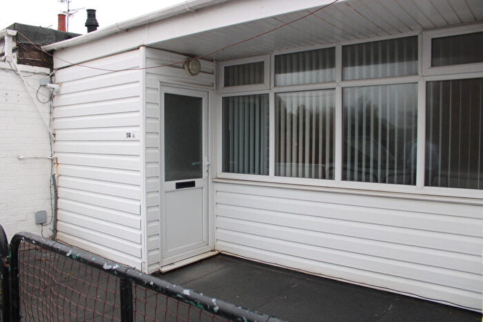 2 Bedroom Flat To Rent In Brows Lane, Formby, L37