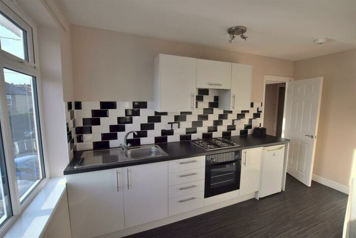 1 Bedroom Flat To Rent In Grayswood Avenue Coundon Coventry, CV5