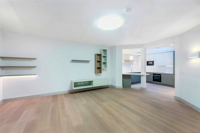 2 Bedroom Flat To Rent In Cranley Gardens, South Kensington, London, SW7
