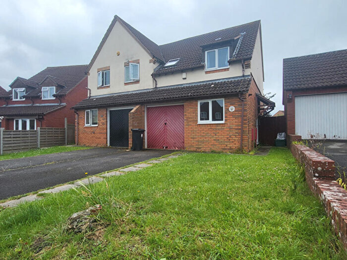 3 Bedroom Semi Detached House To Rent In Oaktree Crescent, Bradley Stoke, Bristol, BS32