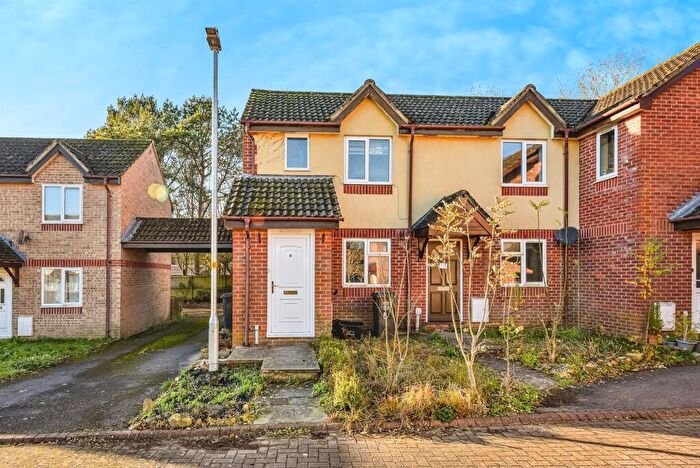 1 Bedroom House For Sale In Rupert Close, Devizes, SN10