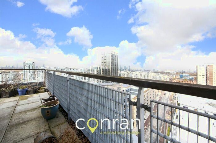 2 Bedroom Flat To Rent In Tarves Way, Greenwich, SE10