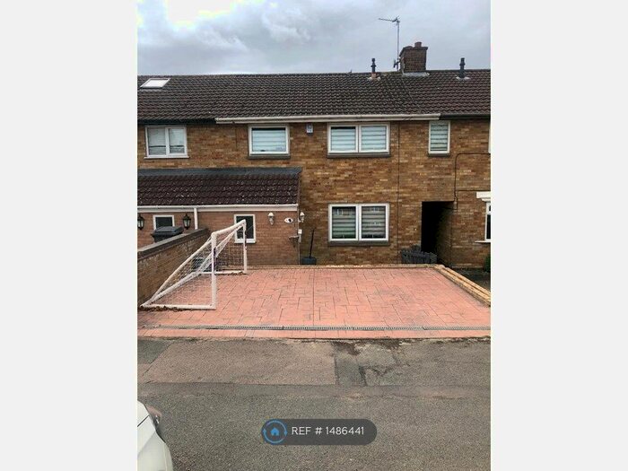 3 Bedroom Terraced House To Rent In Keyham Lane West, Leicester, LE5