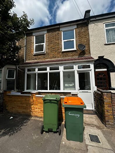 3 Bedroom Terraced House To Rent In Hollybush Street, London, London, E13