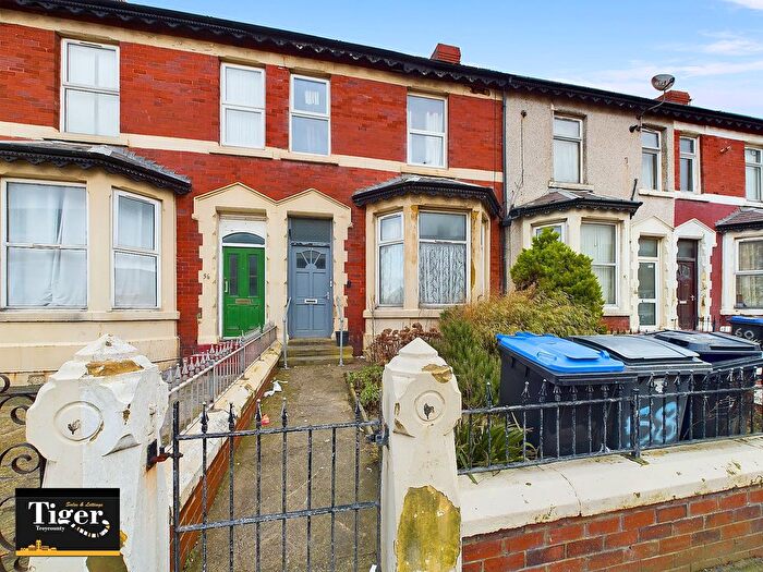 2 Bedroom Flat To Rent In Flat, Egerton Road, Blackpool, FY1