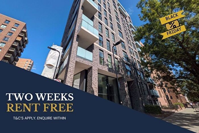 2 Bedroom Flat To Rent In Blackburn Court, Bollo Lane, Acton Gardens, W3