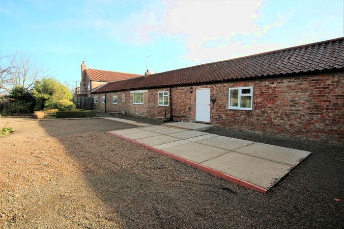 4 Bedroom Cottage To Rent In Langwith Lane, York, YO10