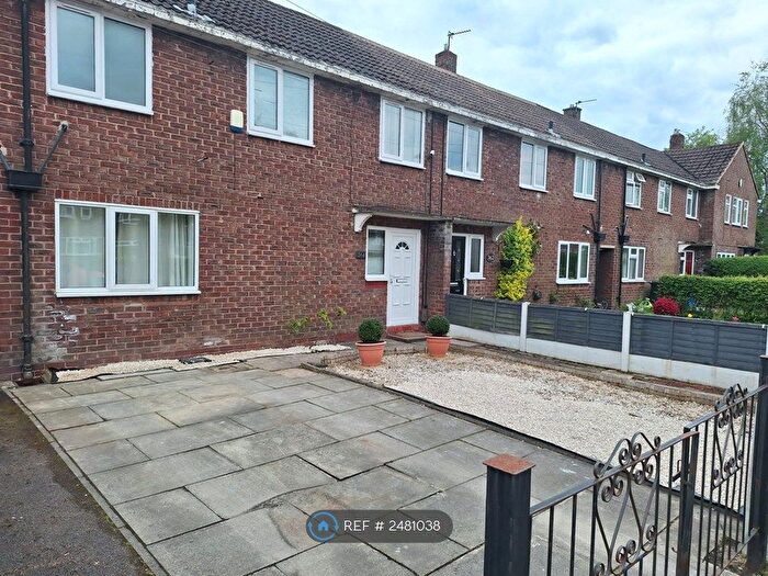 3 Bedroom Terraced House To Rent In Norris Road, Manchester, M33