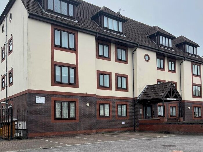 2 Bedroom Flat To Rent In Grantham Road, Kingswood, Bristol, BS15