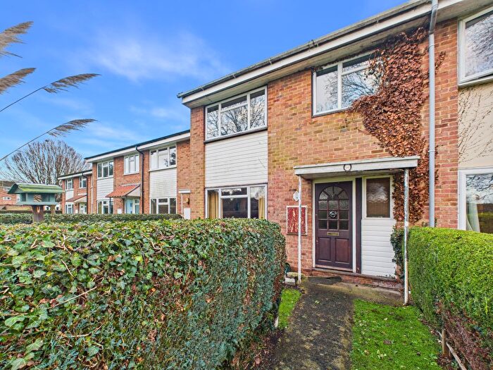 3 Bedroom Terraced House For Sale In Van Dieman's Road, Thame, Oxfordshire, OX9