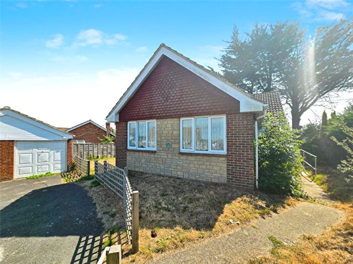3 Bedroom Bungalow For Sale In Fairfield Way, Totland Bay, Isle Of Wight, PO39