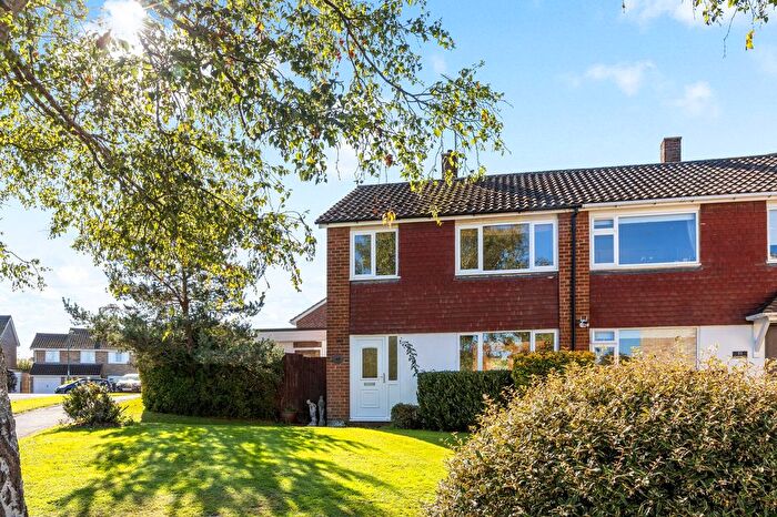 3 Bedroom Semi-Detached House For Sale In Carpenters, Billingshurst, RH14