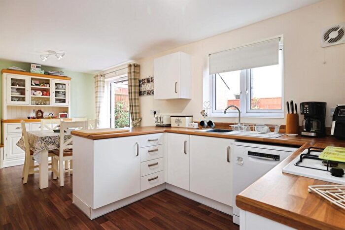 4 Bedroom Detached House For Sale In The Folly, Amesbury, Salisbury, SP4