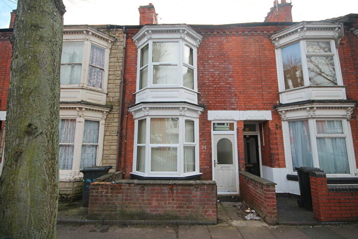 3 Bedroom Terraced House To Rent In Harrow Road, West End, Leicester, LE3