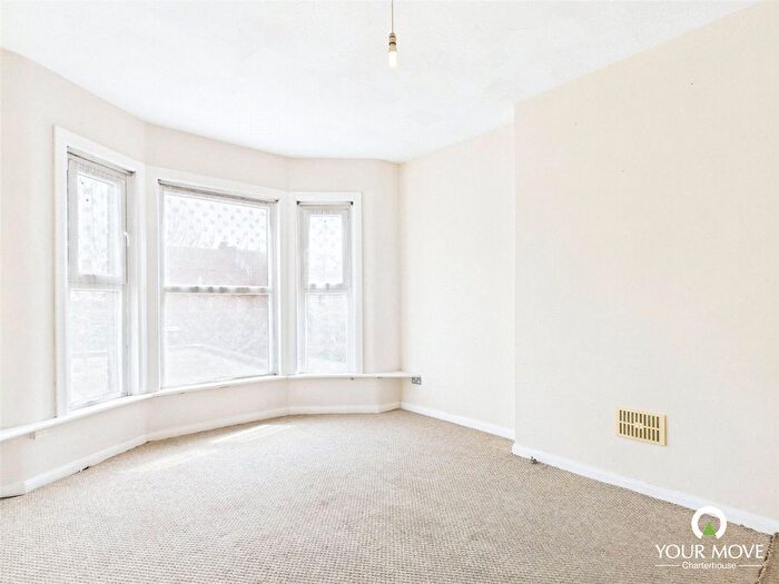 2 Bedroom Flat To Rent In Norfolk Road, Cliftonville, Margate, Kent, CT9