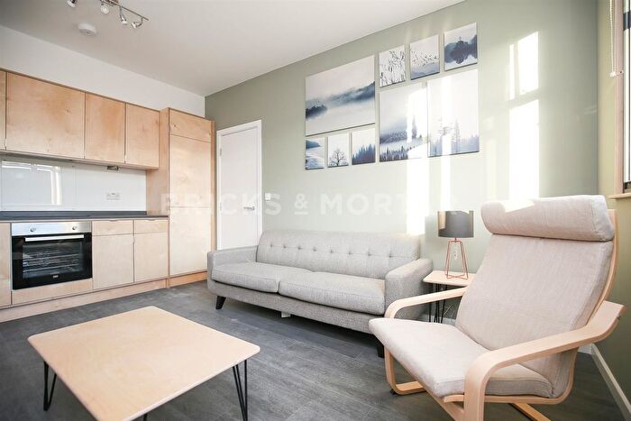 2 Bedroom Flat To Rent In Maranar House, City Centre, Newcastle Upon Tyne, NE1