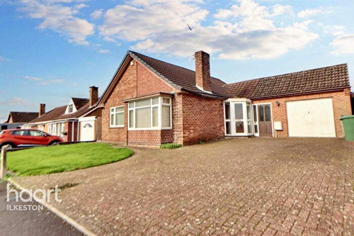 2 Bedroom Detached Bungalow For Sale In St Johns Road, Ilkeston, DE7