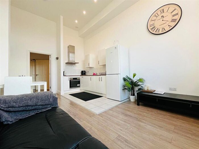 1 Bedroom Apartment To Rent In The Saddles, Crocketts Lane, Birmingham, B66