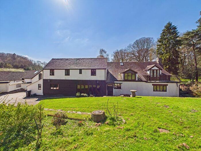 6 Bedroom Detached House For Sale In The Rock, Longhope, GL17