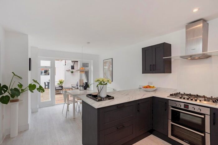 3 Bedroom Terraced House To Rent In St. Leonards Avenue Windsor, SL4