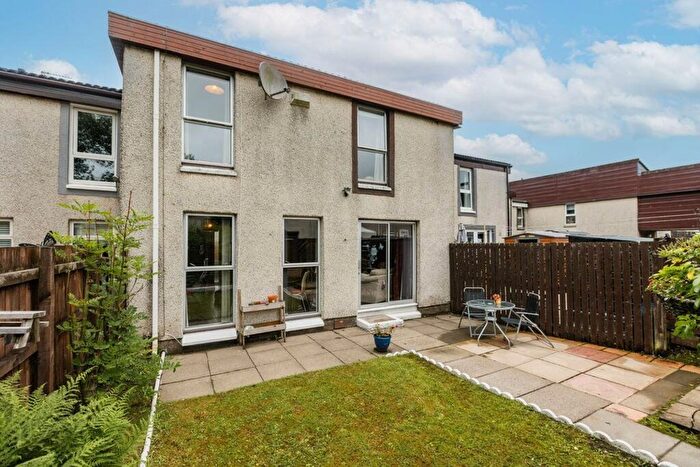 3 Bedroom Terraced House For Sale In Park Gate, Erskine, PA8