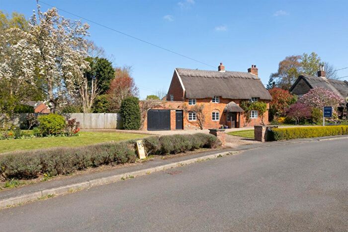 3 Bedroom Cottage For Sale In Essen Lane, Kilsby, Rugby, CV23