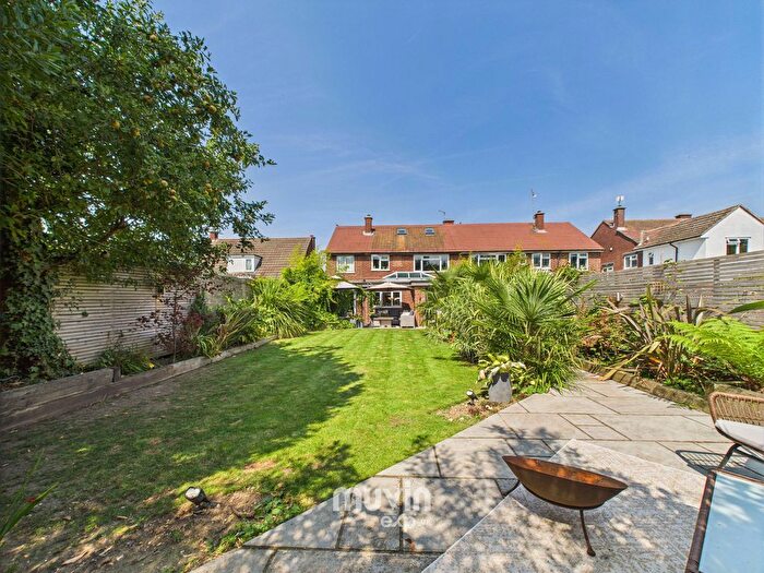 5 Bedroom Semi-Detached House For Sale In Roseacres, Takeley, Bishop's Stortford, CM22