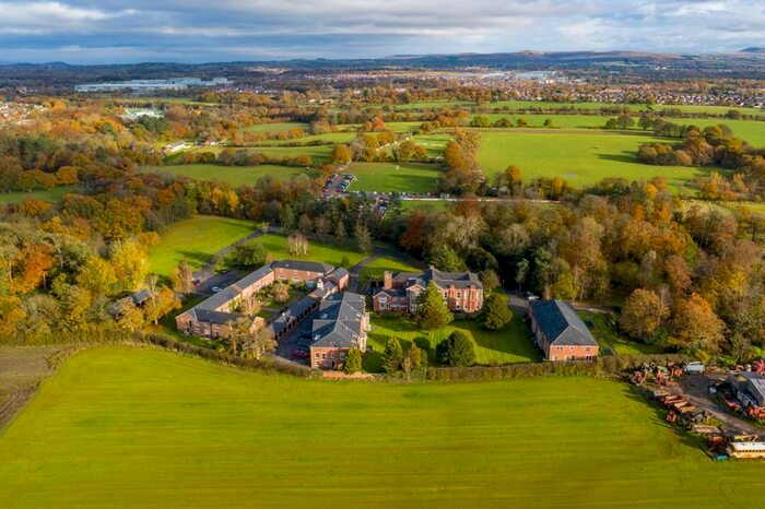 3 Bedroom Flat To Rent In Runshaw Hall Lane, Euxton, Chorley, PR7