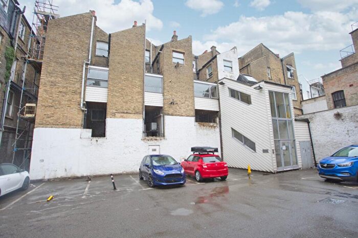 2 Bedroom Flat For Sale In Caves Court, Worthington Street, Dover, Kent, CT16