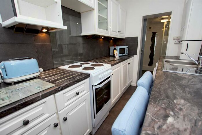 3 Bedroom House To Rent In Winnie Road, Birmingham, B29