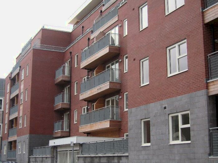 2 Bedroom Flat To Rent In Northern Angel, City Centre, M4