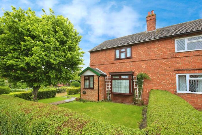 3 Bedroom Semi-Detached House For Sale In Carrington Drive, Hop Pole, Spalding, PE11