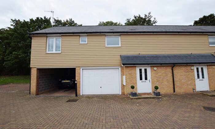 2 Bedroom House For Sale In Parish Way, Harlow, CM20