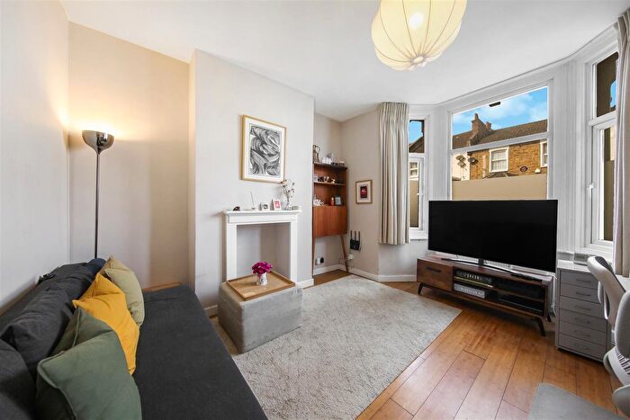 1 Bedroom Flat To Rent In Ennersdale Road, Hither Green, SE13