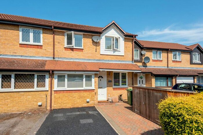 3 Bedroom Property To Rent In Percy Gardens, Worcester Park, KT4