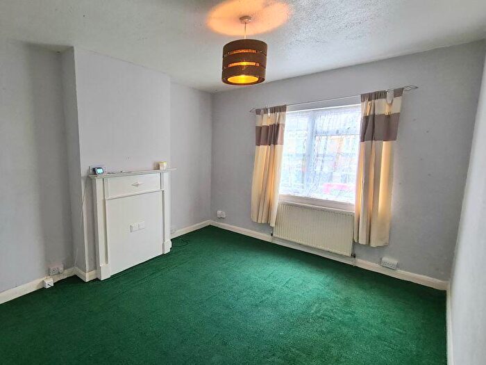 2 Bedroom Detached House To Rent In Footscray Road, London, SE9