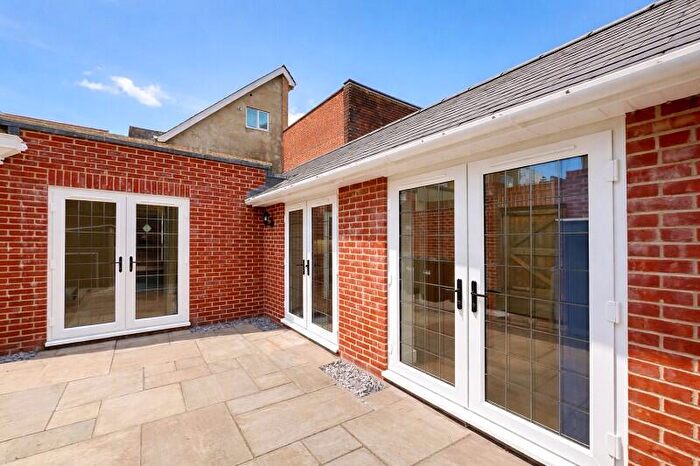 1 Bedroom Semi-Detached Bungalow For Sale In Parkside Walk, New Milton, Hampshire., BH25