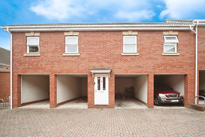 2 Bedroom Flat For Sale In Silver Street, Bridgwater, TA6