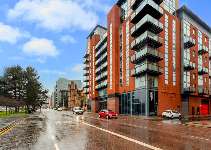 3 Bedroom Flat To Rent In Dunlop Street, City Centre, Glasgow, G1