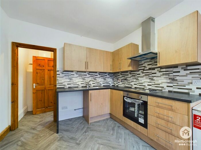 1 Bedroom Flat To Rent In Wick Road, Hackney, London, E9