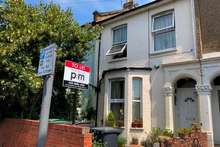 1 Bedroom Flat To Rent In Langham Road, London, N15