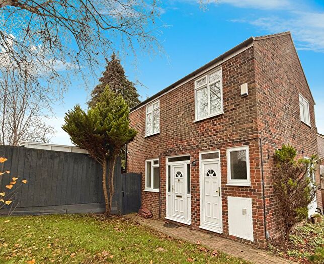 2 Bedroom Detached House To Rent In Westfield, Harlow, CM18