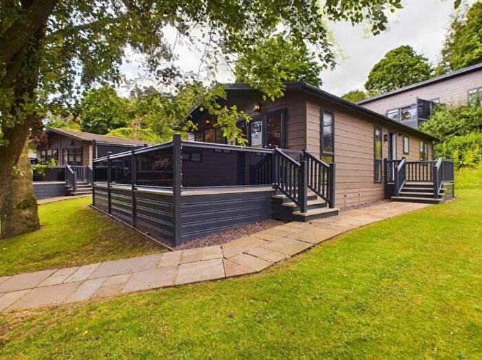 2 Bedroom Mobile/park Home For Sale In Aysgarth, Leyburn, DL8
