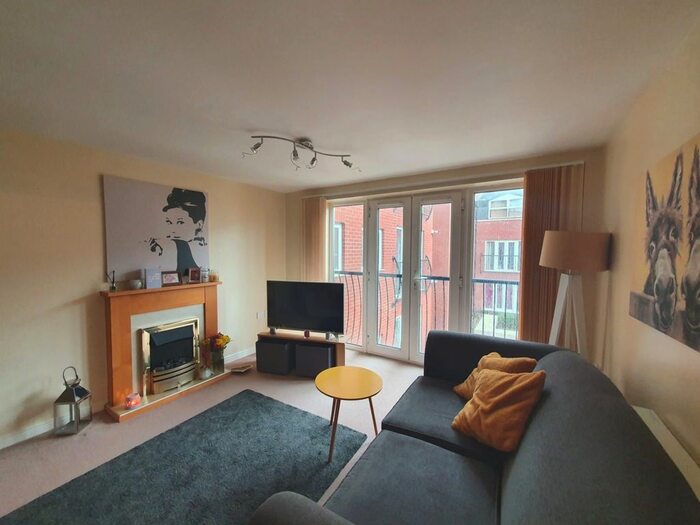 1 Bedroom Flat To Rent In High Point House, Lodge Road, Kingswood, BS15