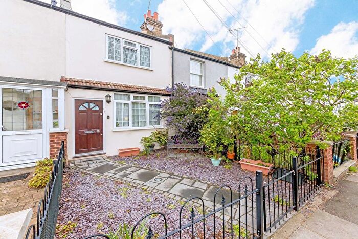 2 Bedroom Property To Rent In St. Georges Road, Richmond, TW9